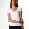 Women MAJESTIC FILATURES T-Shirts & Singlets | Superwashed Viscose & Elastine V-Neck T-Shirt White Blanc